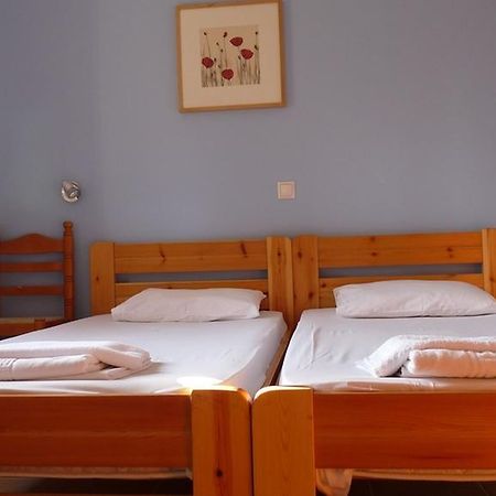 Nikolaki Rooms ปอร์โตราฟตี ภายนอก รูปภาพ