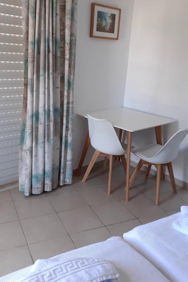 Nikolaki Rooms ปอร์โตราฟตี ภายนอก รูปภาพ